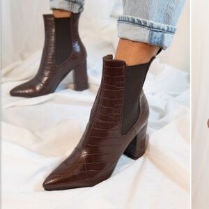 Billini Tanner Bootie brown